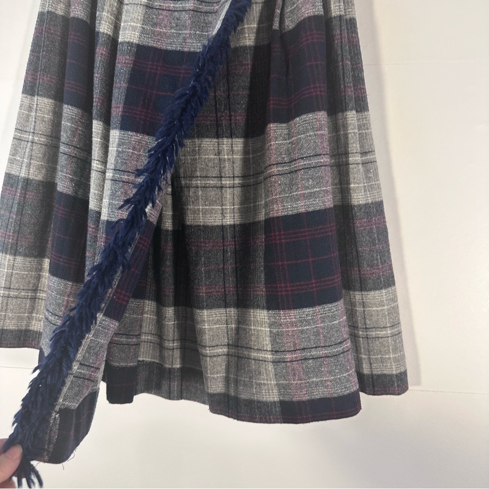VTG Plaid A-Line Wrap Skirt - Navy, Red, and Gray - Picture 4 of 8